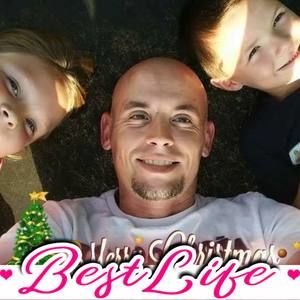 Meet your Posher, Thomas